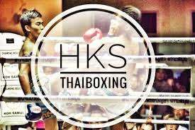 image of two people thai boxing